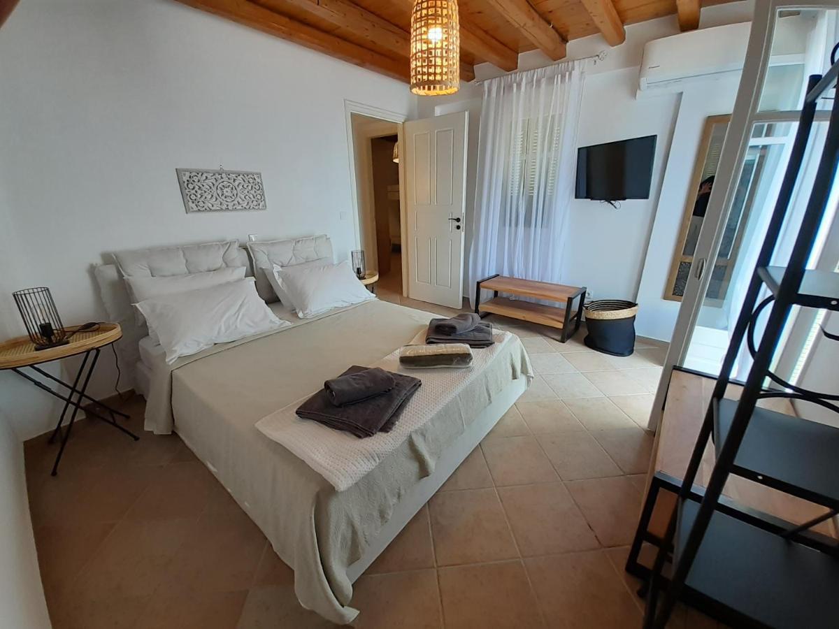 Andros 4 All Seasons Villas & Suites - Agios Petros Kipri  Ngoại thất bức ảnh